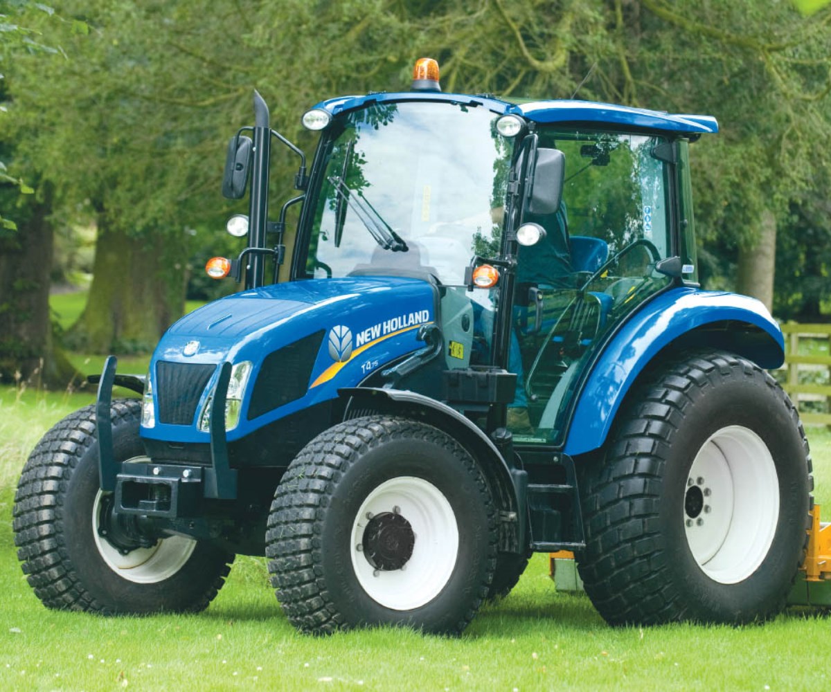 New Holland Tractors - Lloyd Ltd